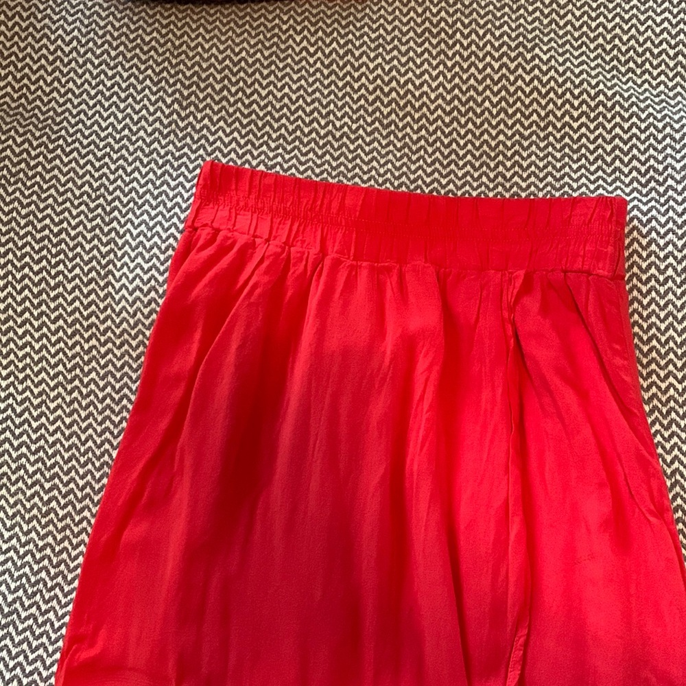 Asymmetrical skirt